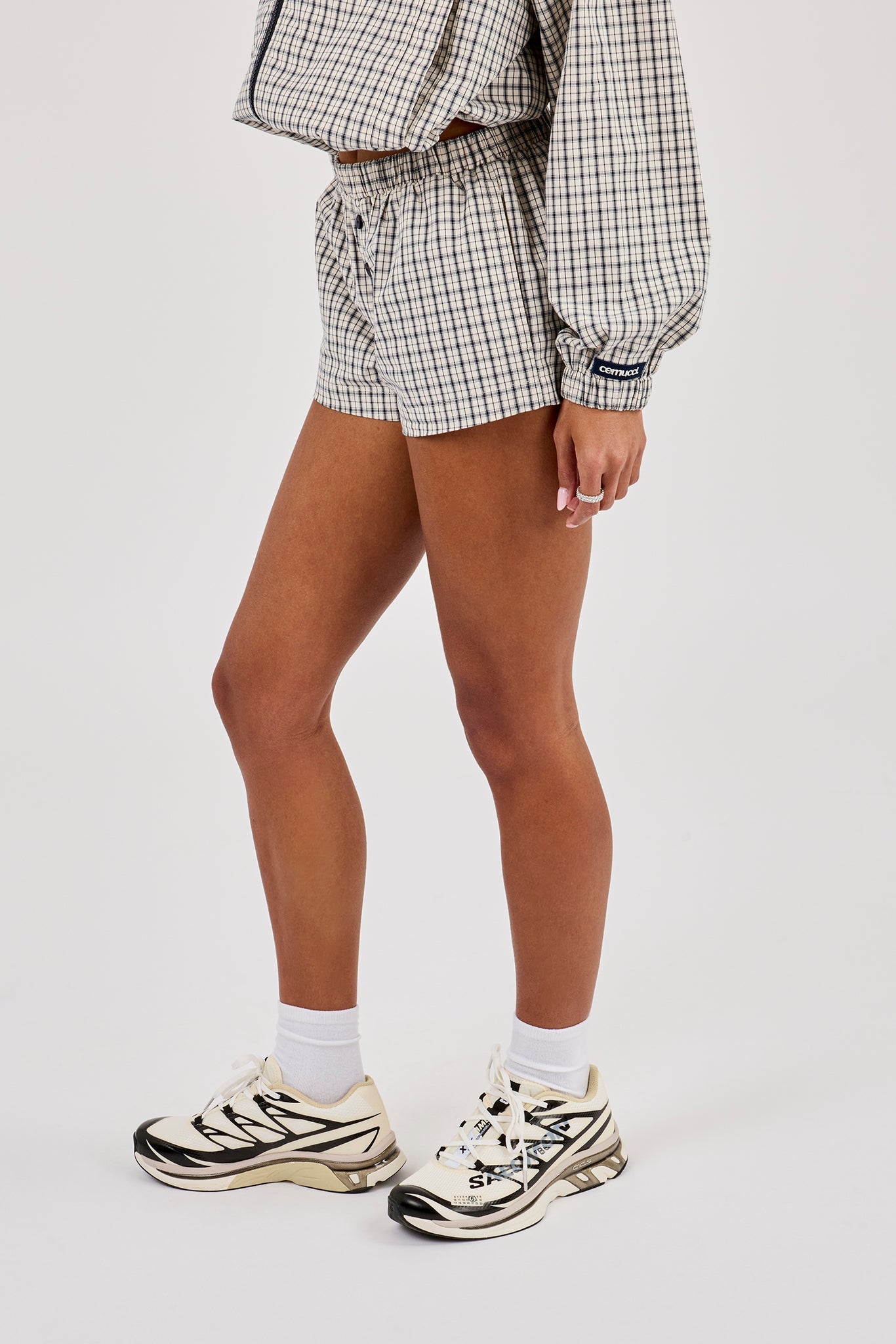 Check Button Short - Off White